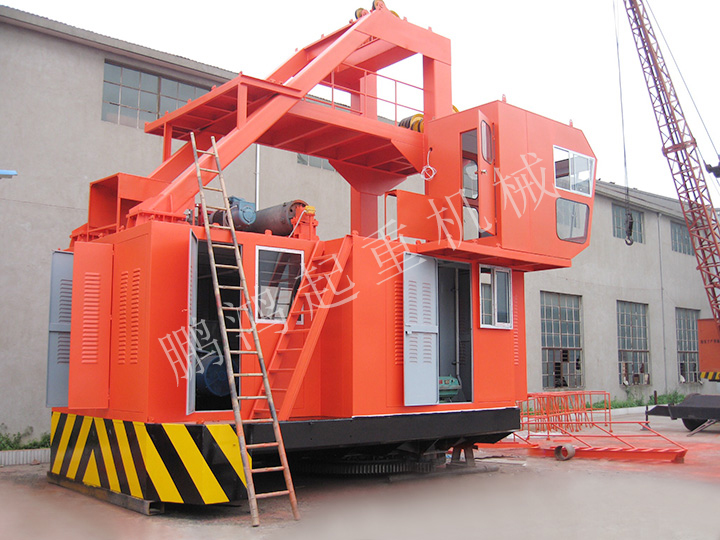 HGQ40t-18m 固定式碼頭吊機(jī)